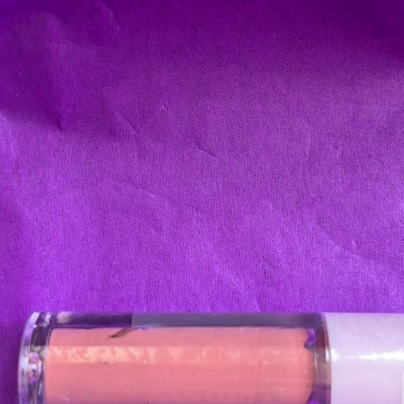 🌈Bundle Sale-Add 4 items for $5 each!🌟 The Beauty Crop in color Lychee. … - Picture 2 of 5